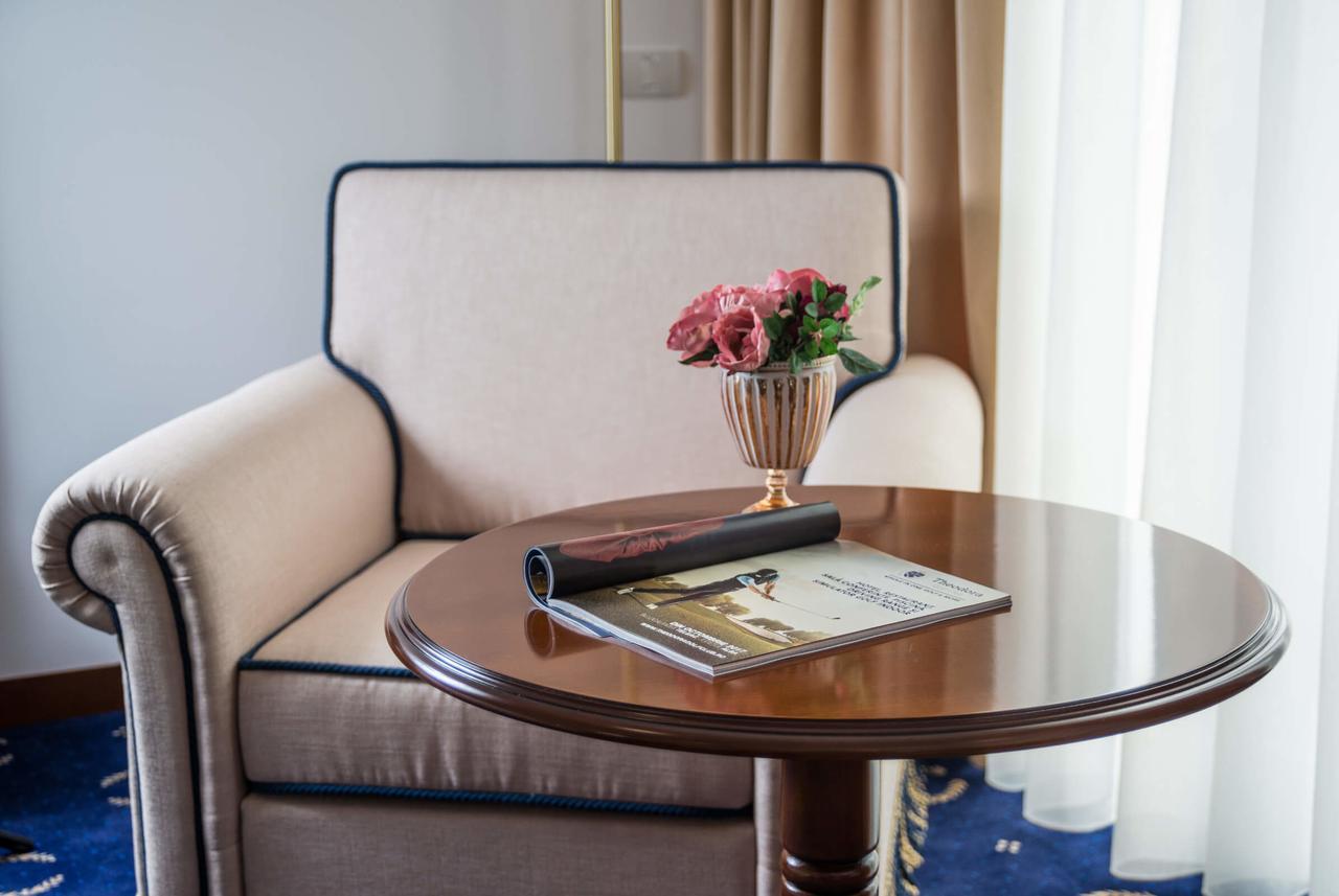 Hotel Theodora Golf Club Alba Iulia Esterno foto